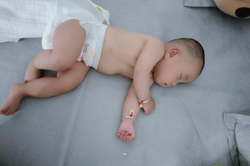 澄迈宝宝短发型女
